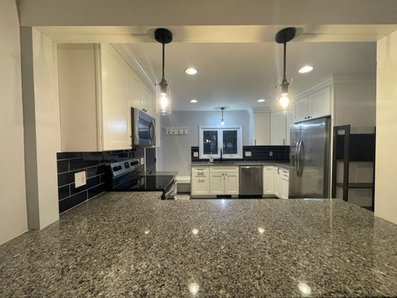 138 Pine Grove Dr - Photo 4 of 26