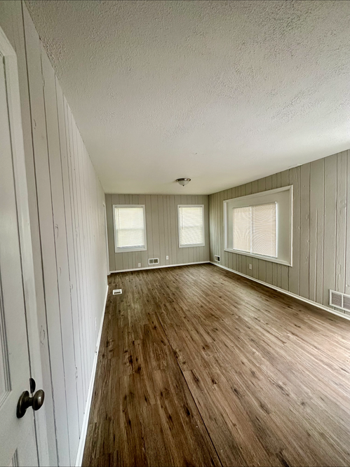 5108 E 30th St - Photo 5 of 11