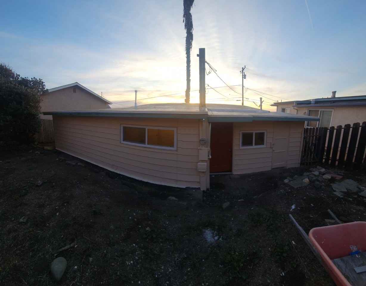 2636 Ironwood Ave - Photo 6 of 50