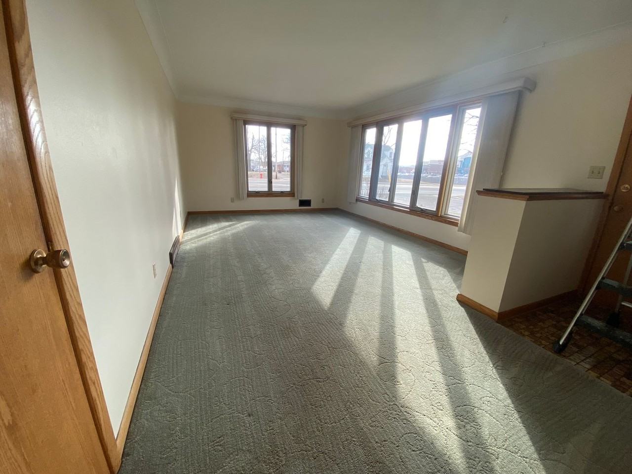 5 Maple St N - Photo 2 of 16