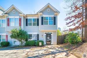 featured image of 2823 Brickrun Way