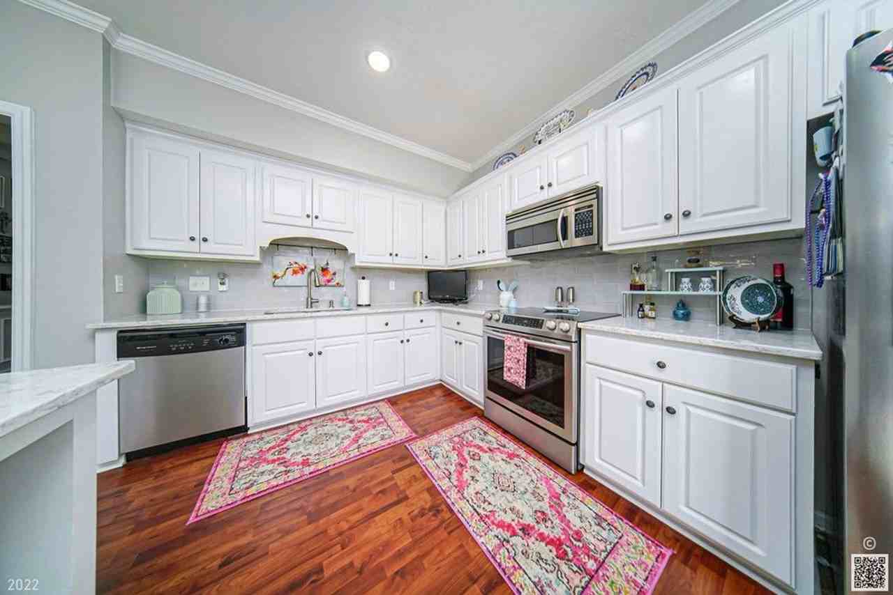 2823 Brickrun Way - Photo 6 of 15