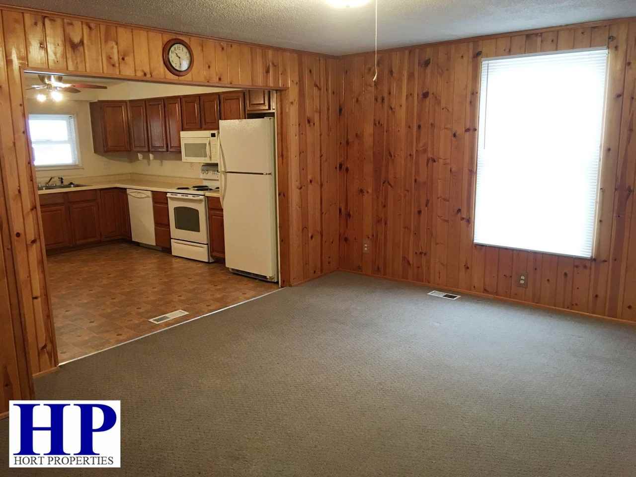 2917 Marion Ave - Photo 3 of 7