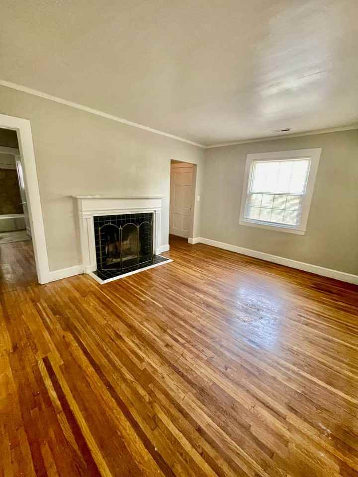 1101 Druid Cir - Photo 3 of 16