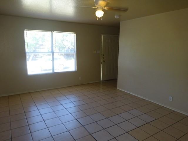 3638 Candlehead Ln - Photo 5 of 34