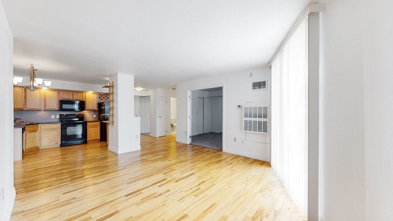 601 W 11th Ave #111 - Photo 7 of 38