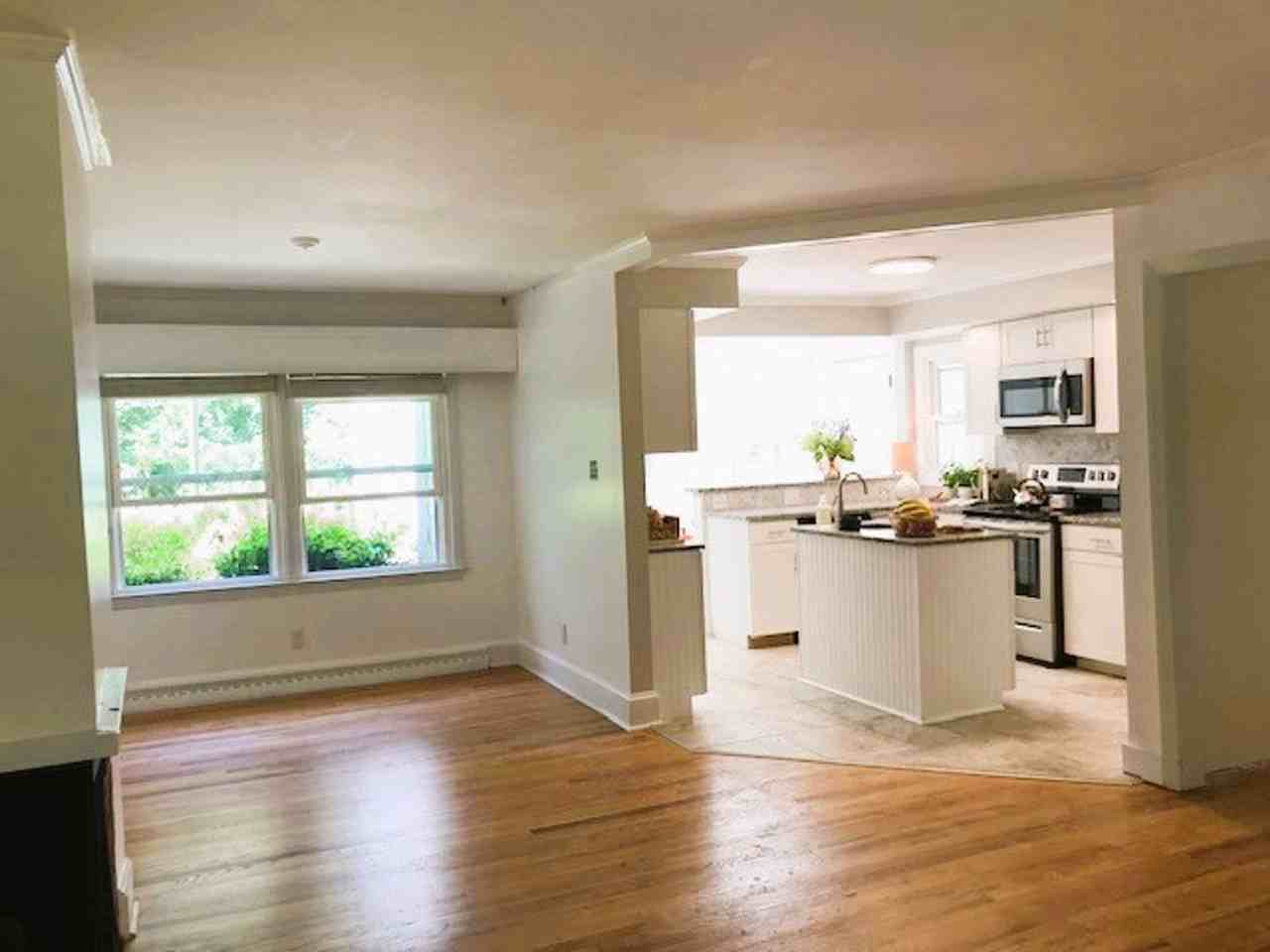 405 N Holden Rd - Photo 4 of 18