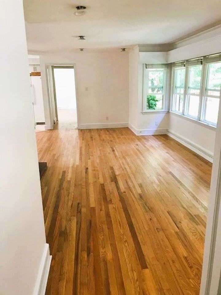405 N Holden Rd - Photo 5 of 18