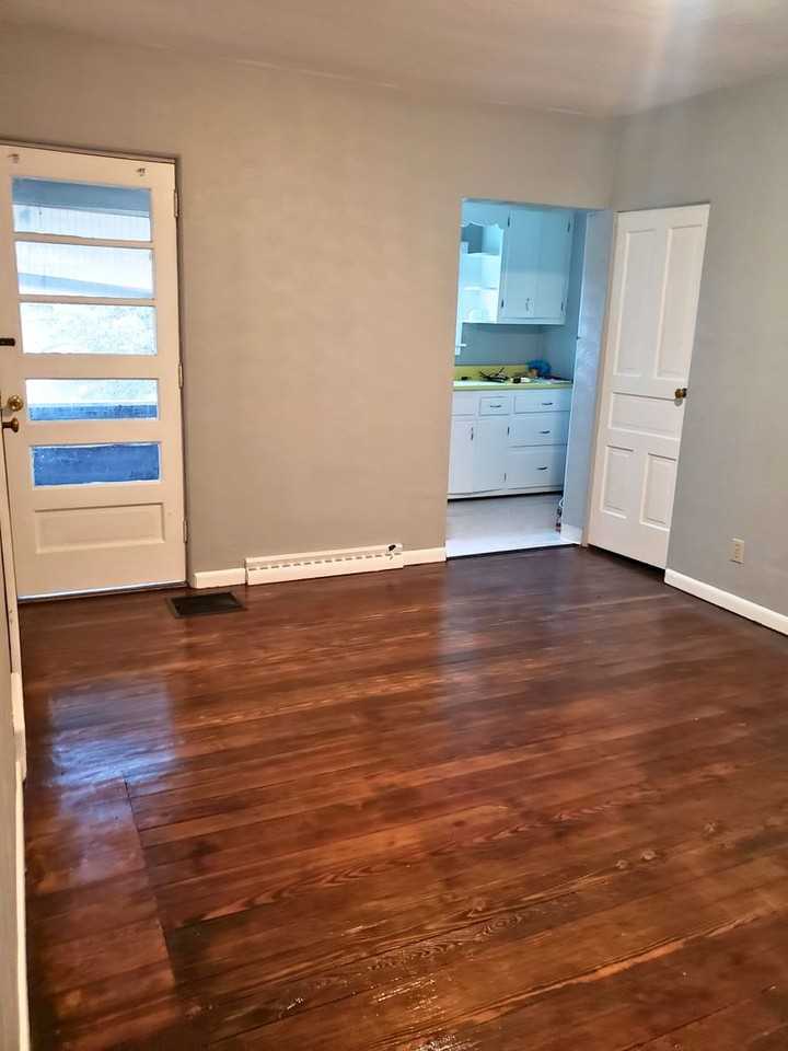 115 W 12th Ave - Photo 3 of 16