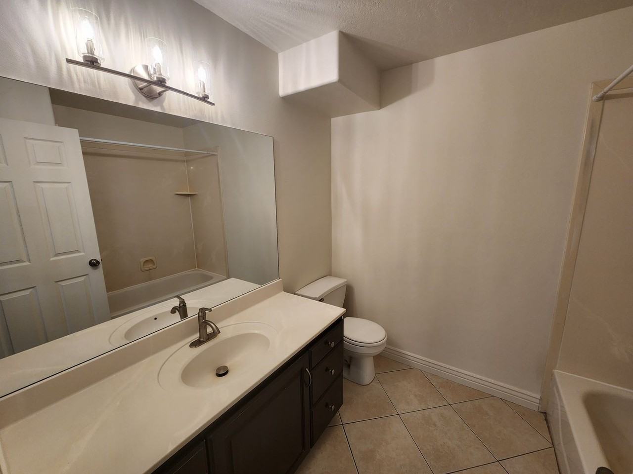 412 N 1080 W - Photo 2 of 11