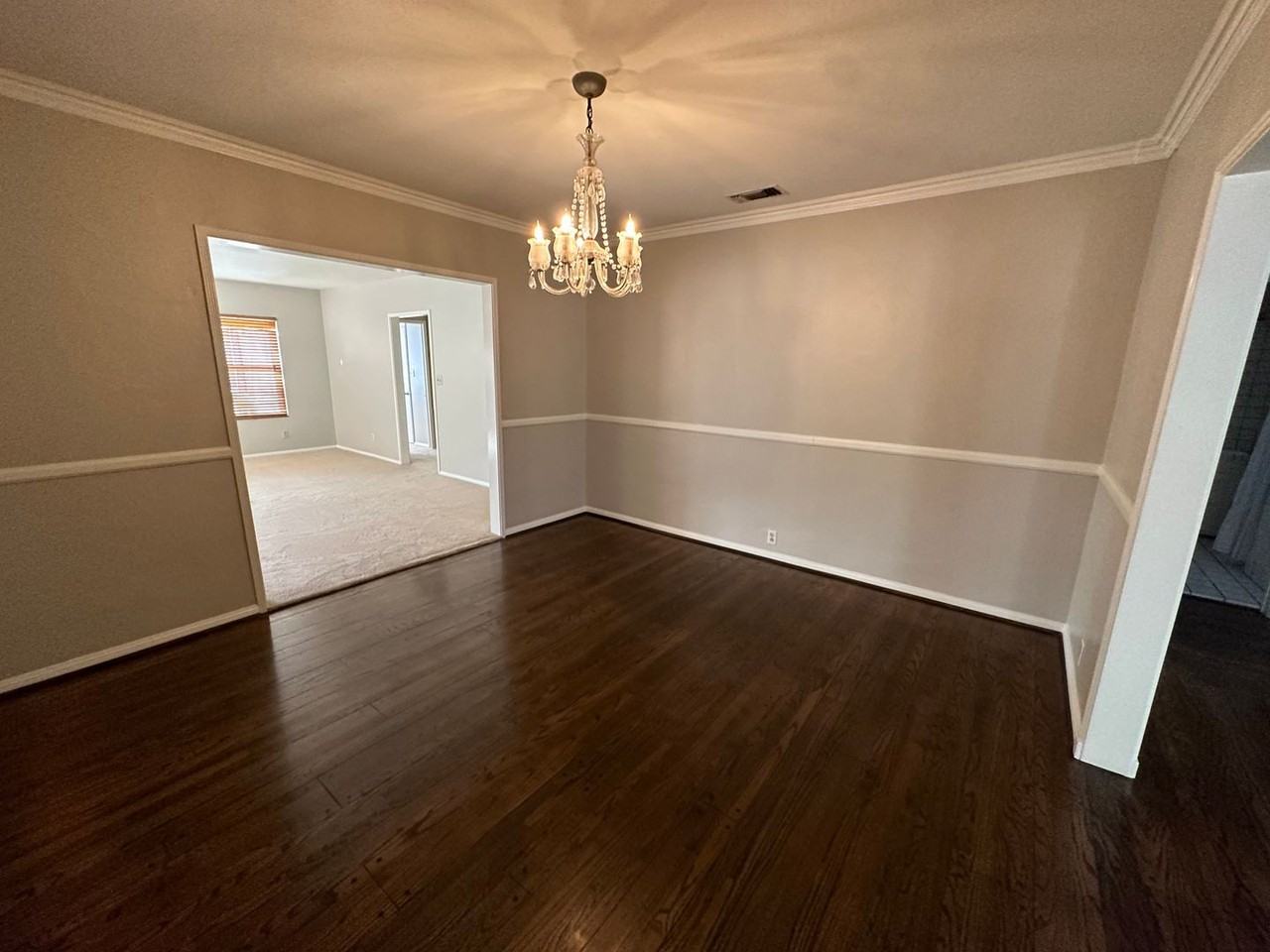 3811 Pine Ave - Photo 3 of 19
