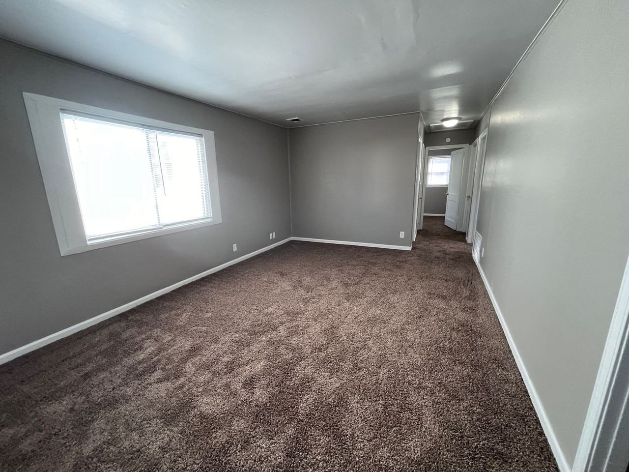 4029 Hanna St - Photo 3 of 11