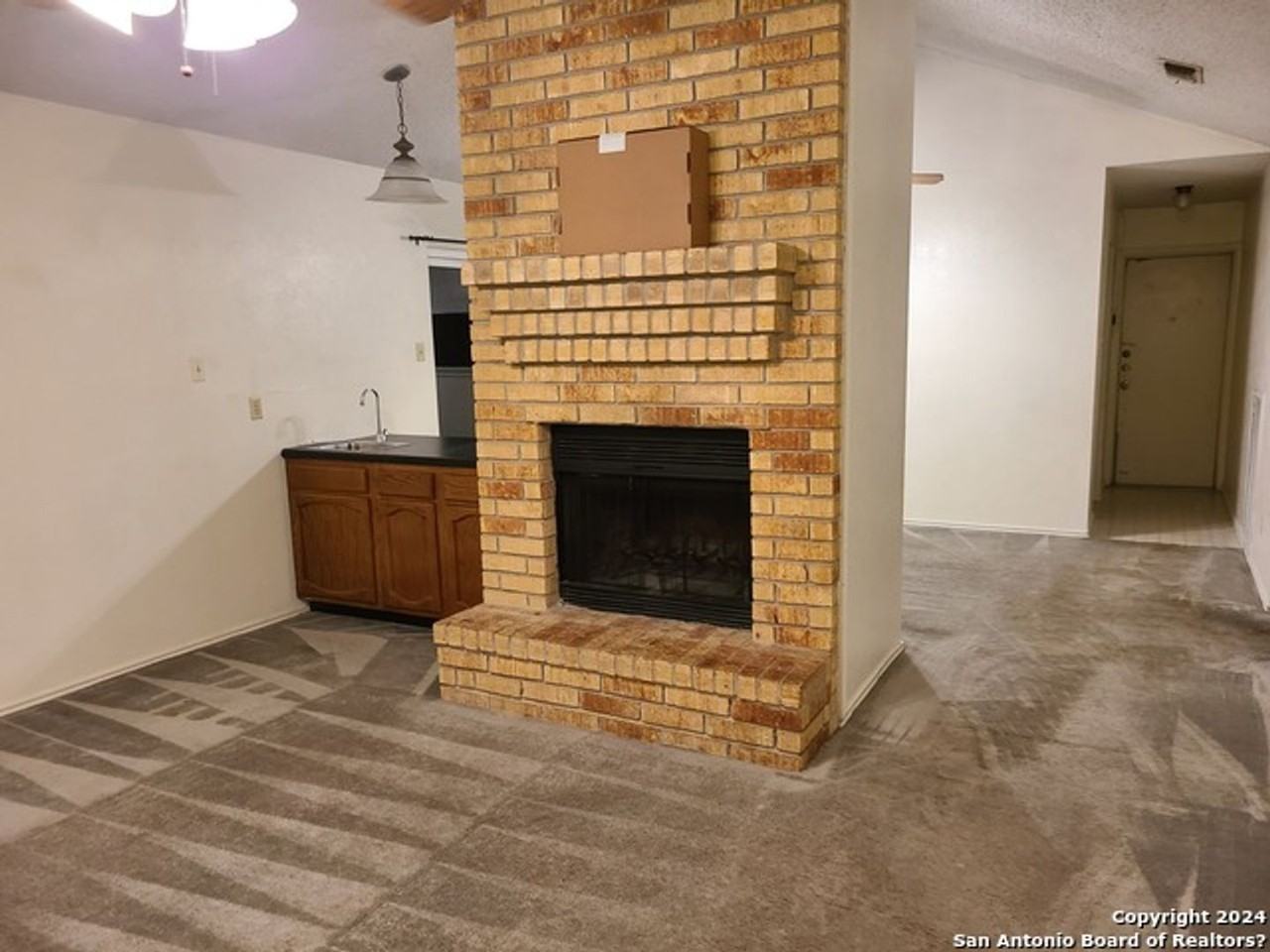 620 Fern Meadow Dr - Photo 2 of 10