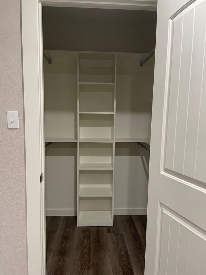 509 Lafayette St - Photo 6 of 11