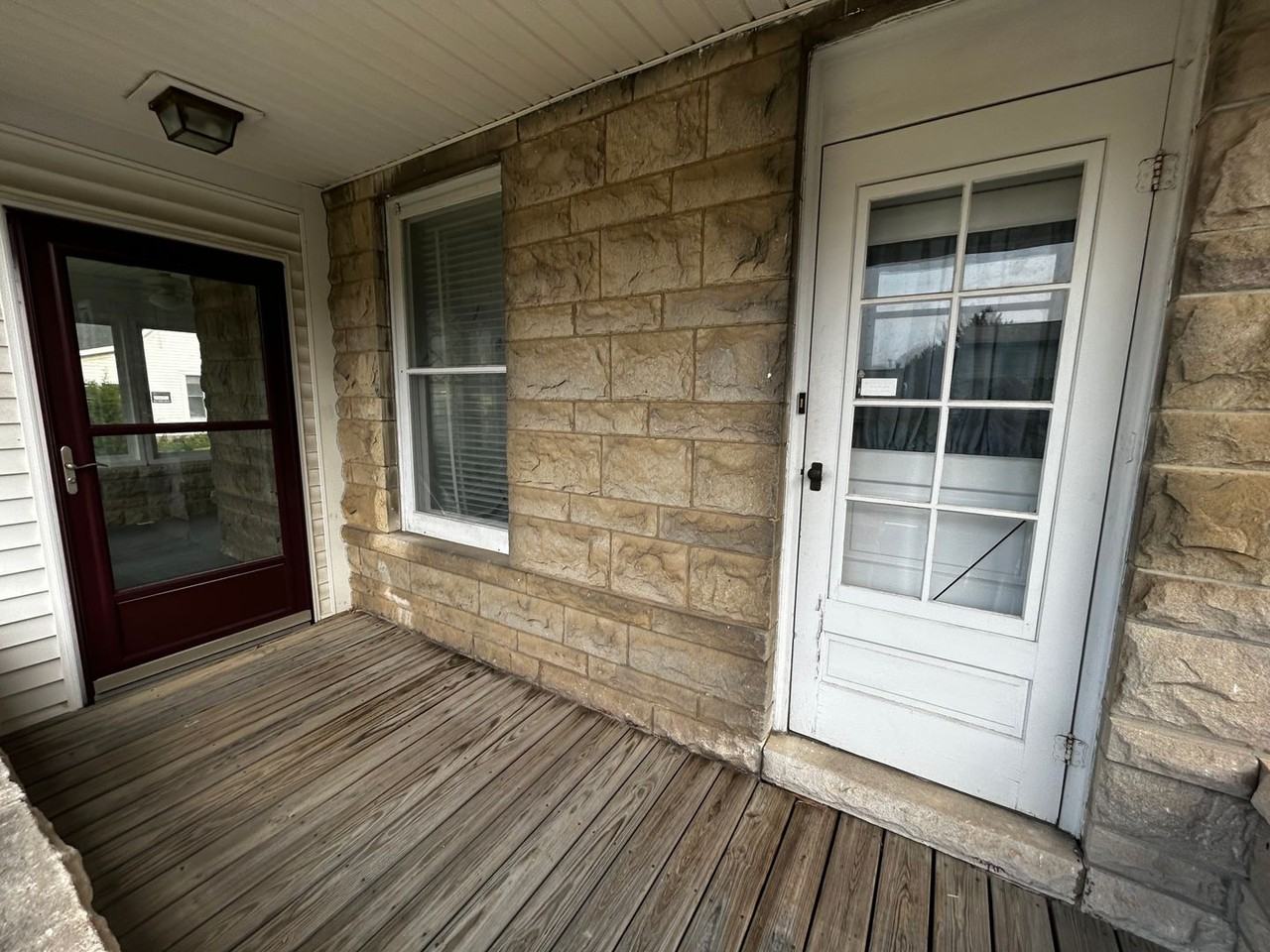 521 S Grant St - Photo 6 of 24