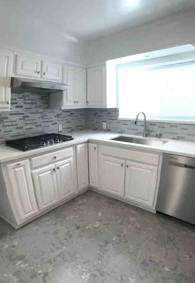 828 Alandele Ave - Photo 5 of 25
