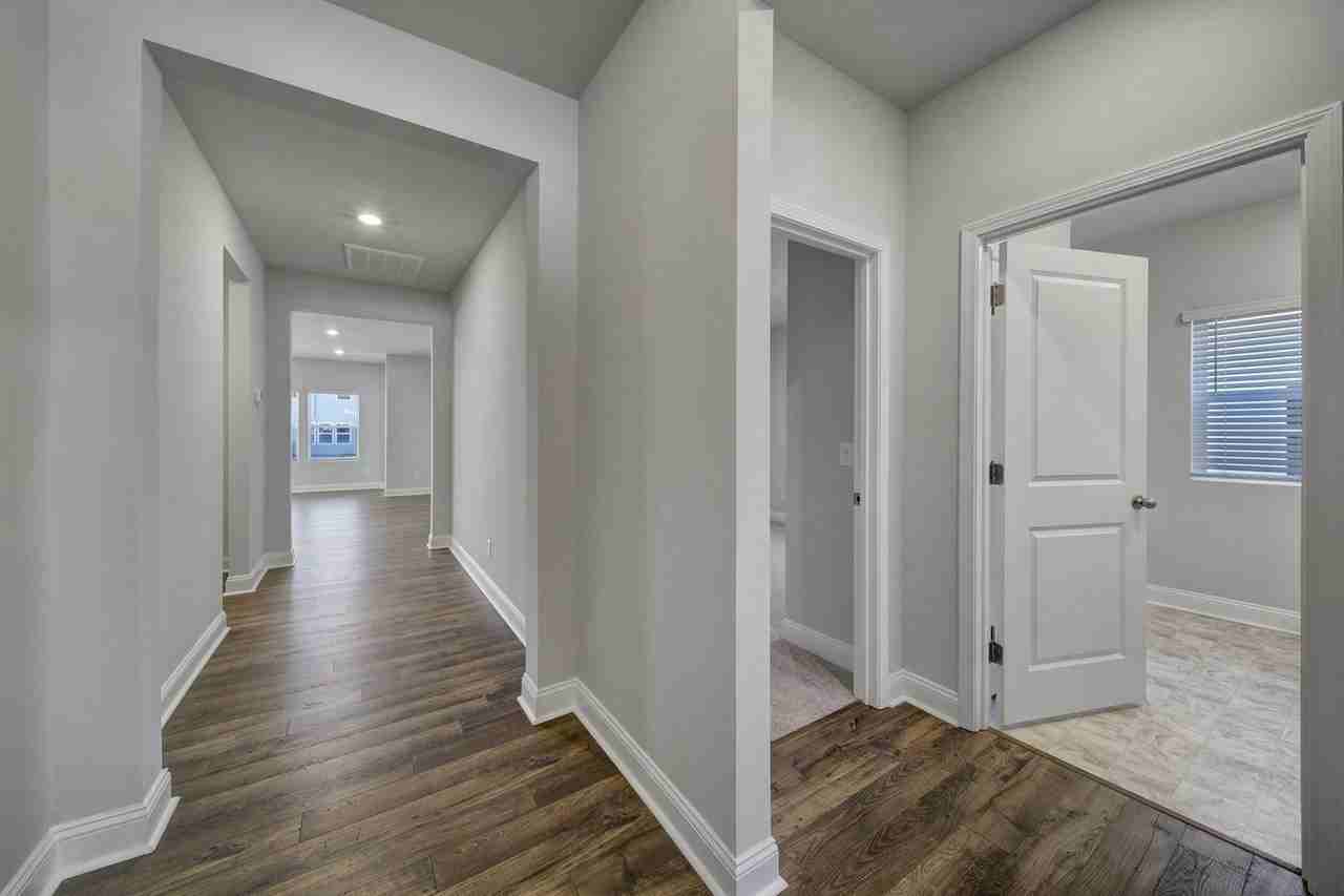 1112 Bradford Pear Rd - Photo 2 of 33