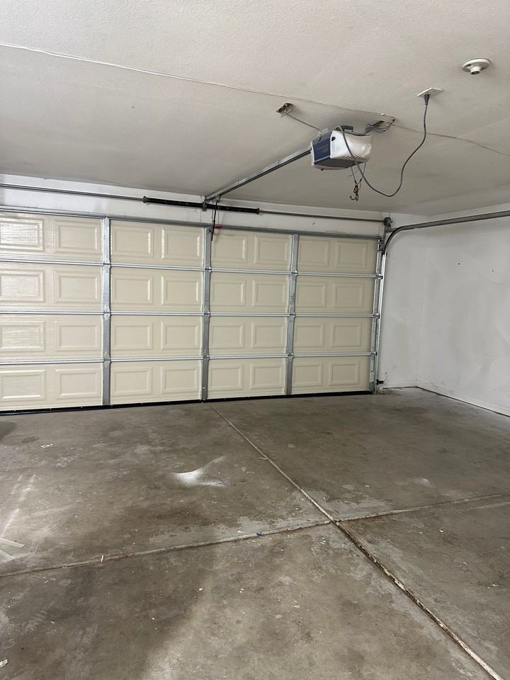 18809 Willow St - Photo 2 of 21