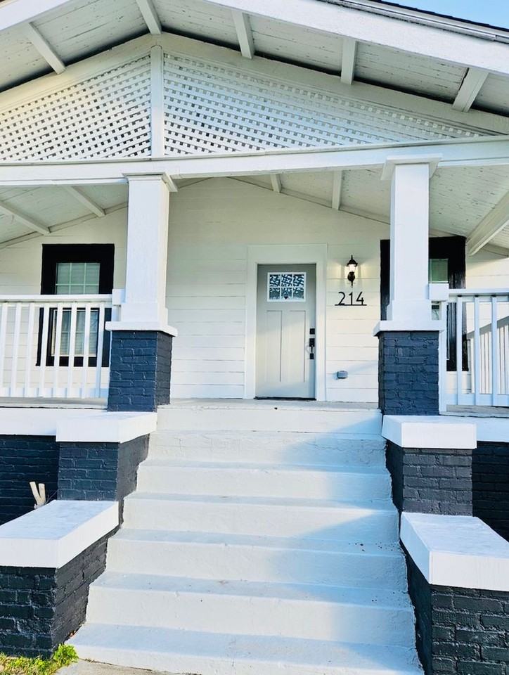 214 Adair Ave Se - Photo 2 of 2