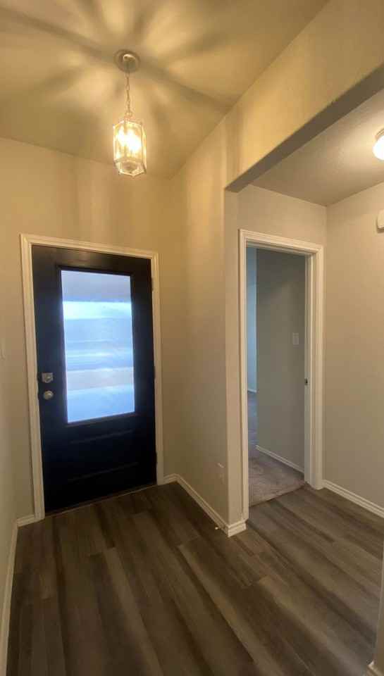 10410 Waverunner - Photo 3 of 31