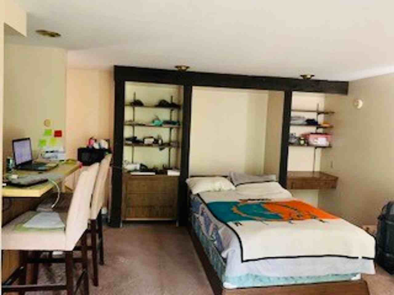 2026 Summit Street - Photo 2 of 13