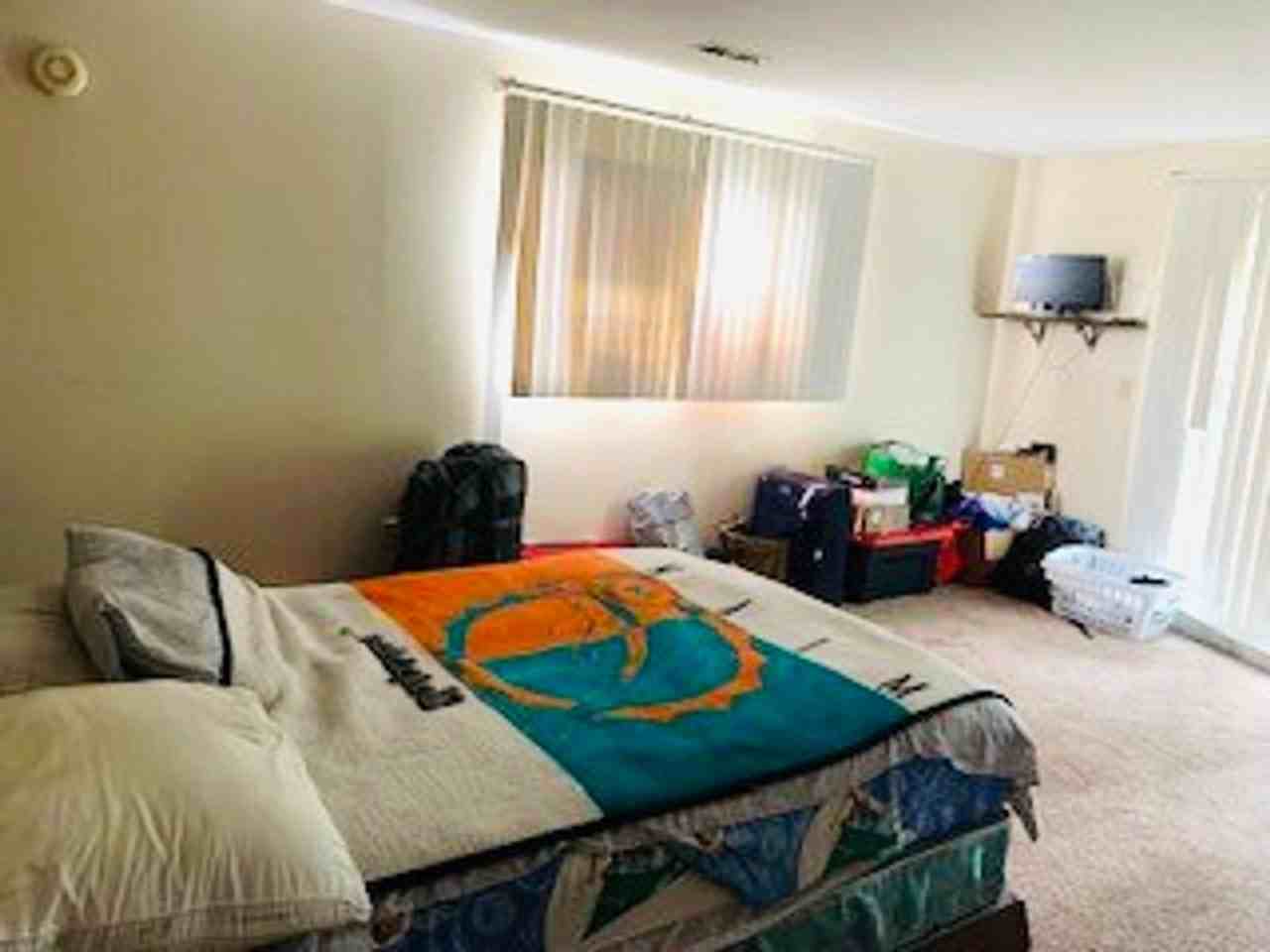 2026 Summit Street - Photo 3 of 13