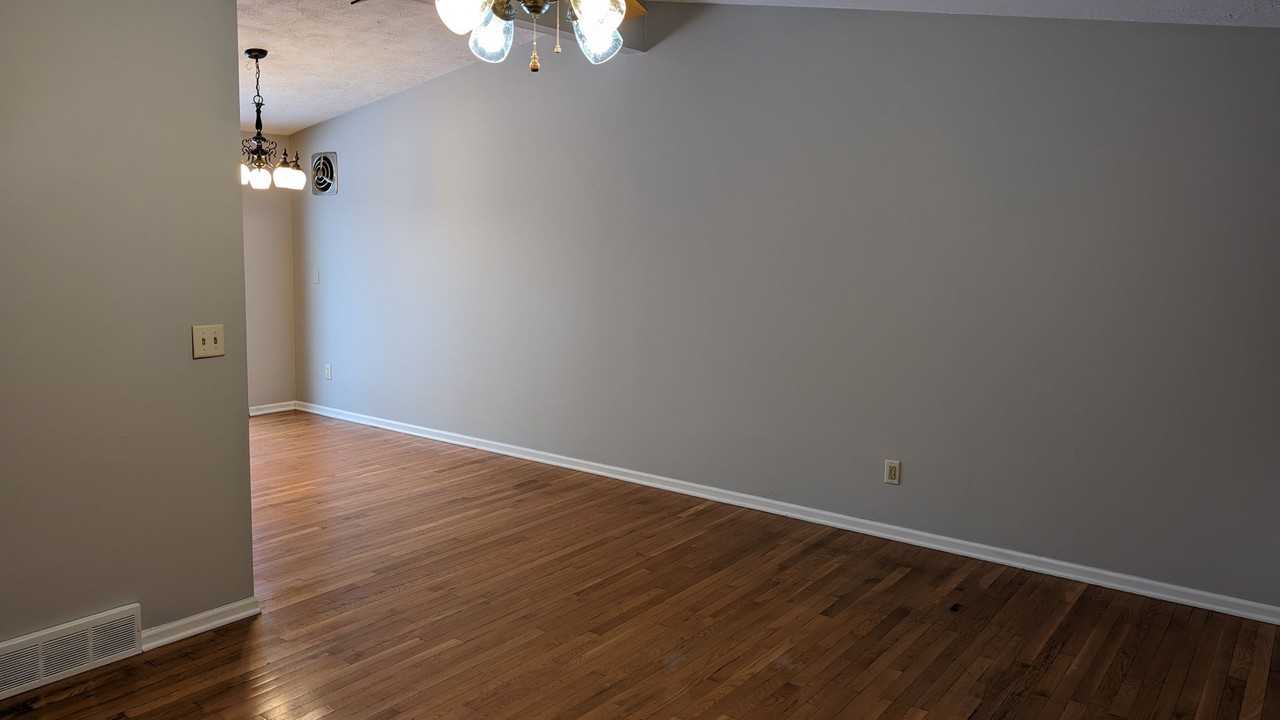 6102 Peachtree St - Photo 2 of 16