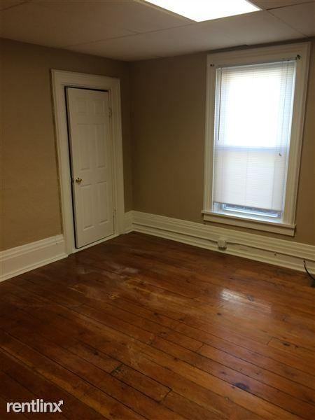 219 Harrison Ave - Photo 2 of 5