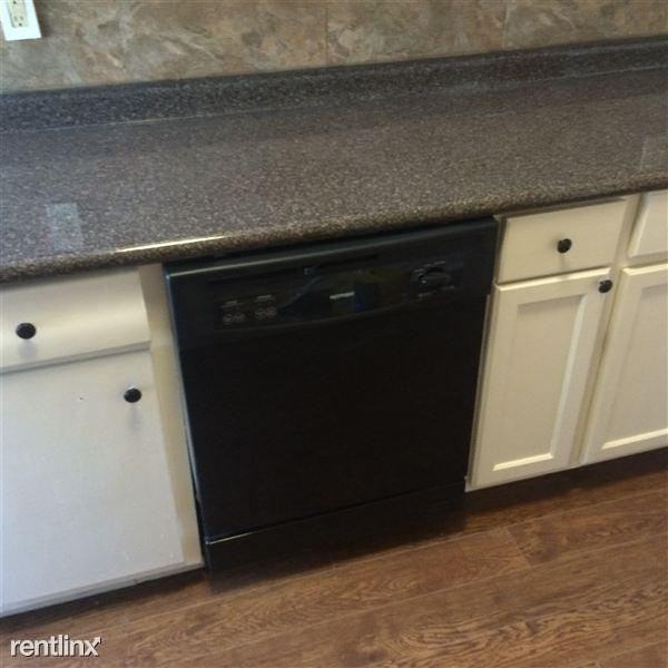 219 Harrison Ave - Photo 3 of 5