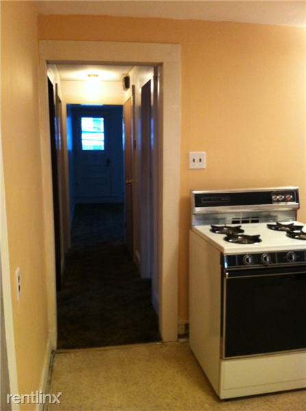 87 Belmont St - Photo 2 of 7