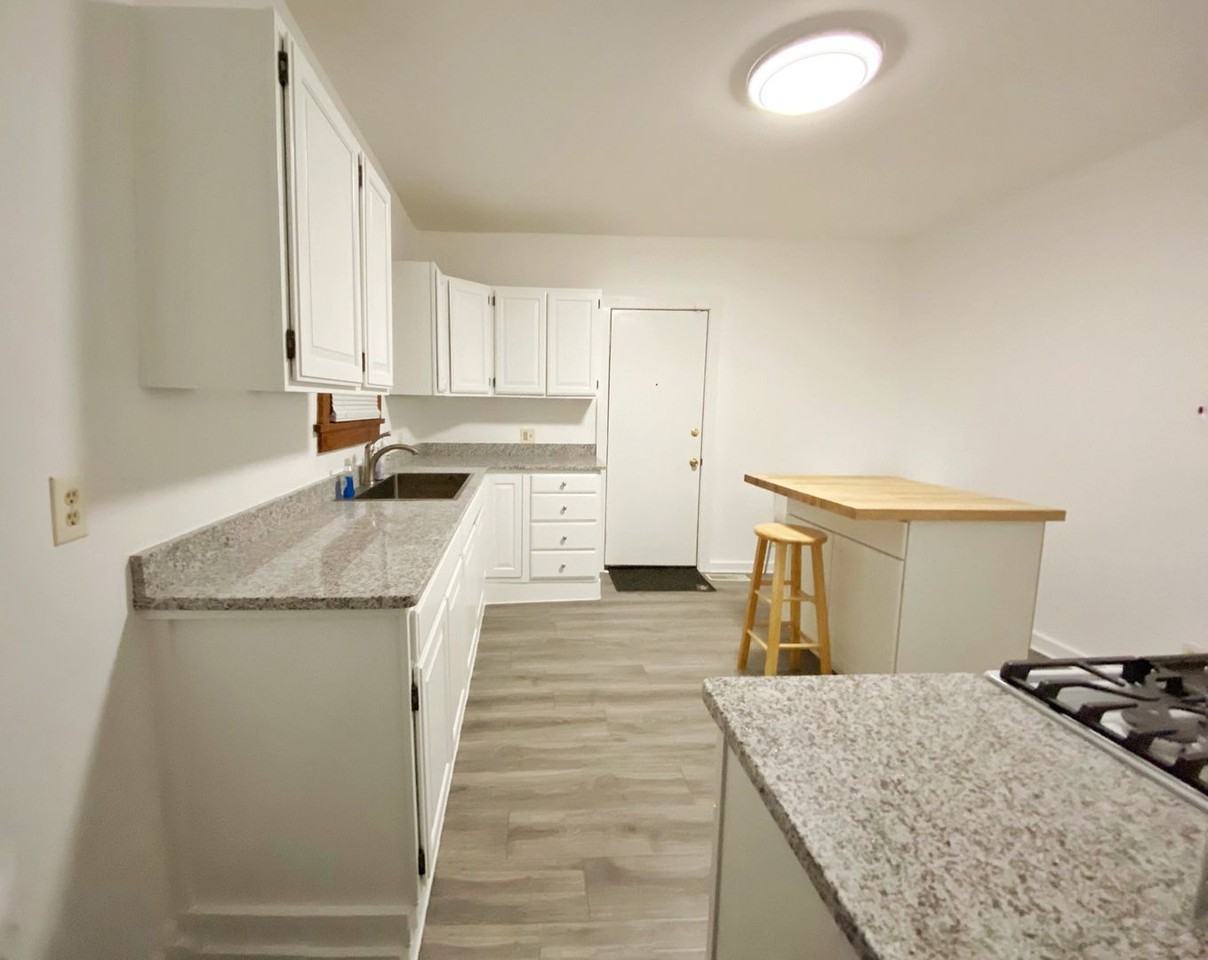 731 S Grant Ave - Photo 3 of 10