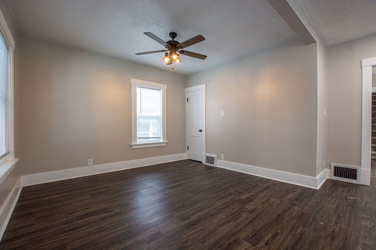 4418 Marcy St - Photo 3 of 19