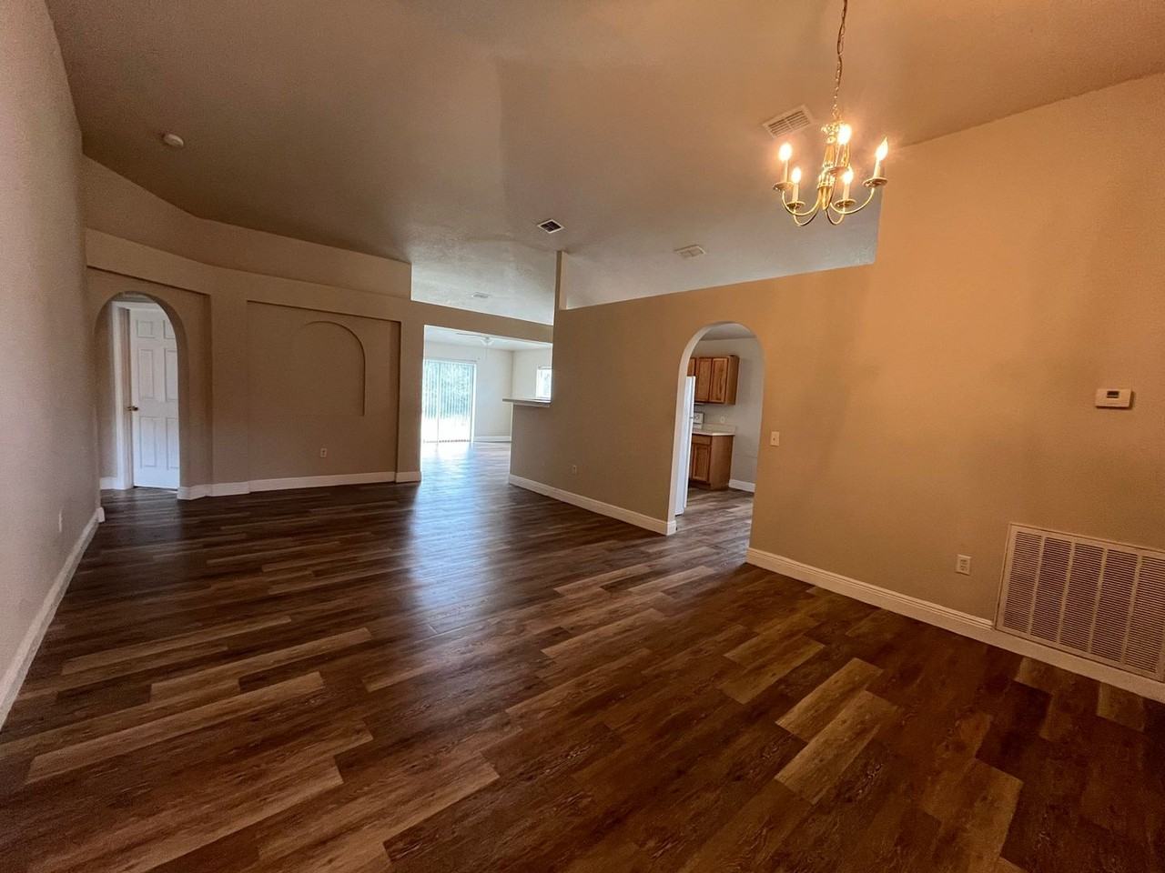 459 Rio Grande Ln - Photo 4 of 27