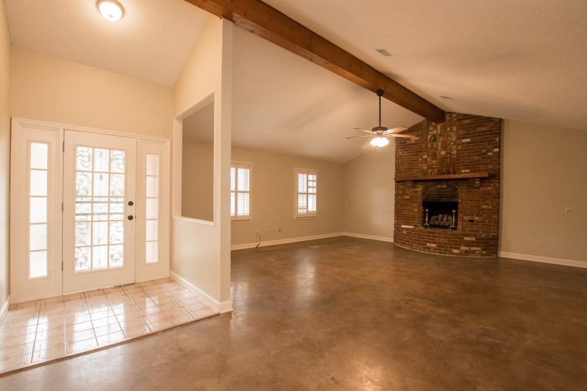 2006 Vail Dr - Photo 2 of 18