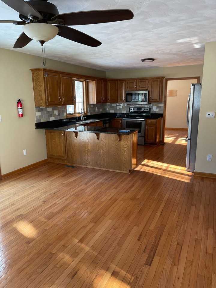 267 First Ave - Photo 4 of 16