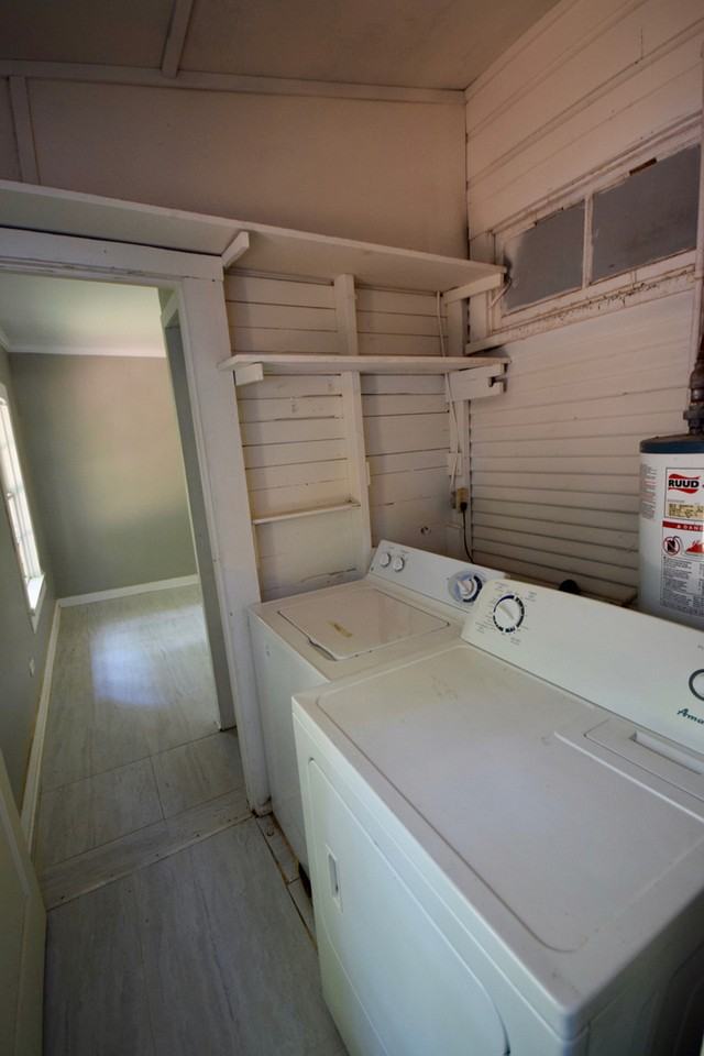 103 Myrtle St - Photo 6 of 9