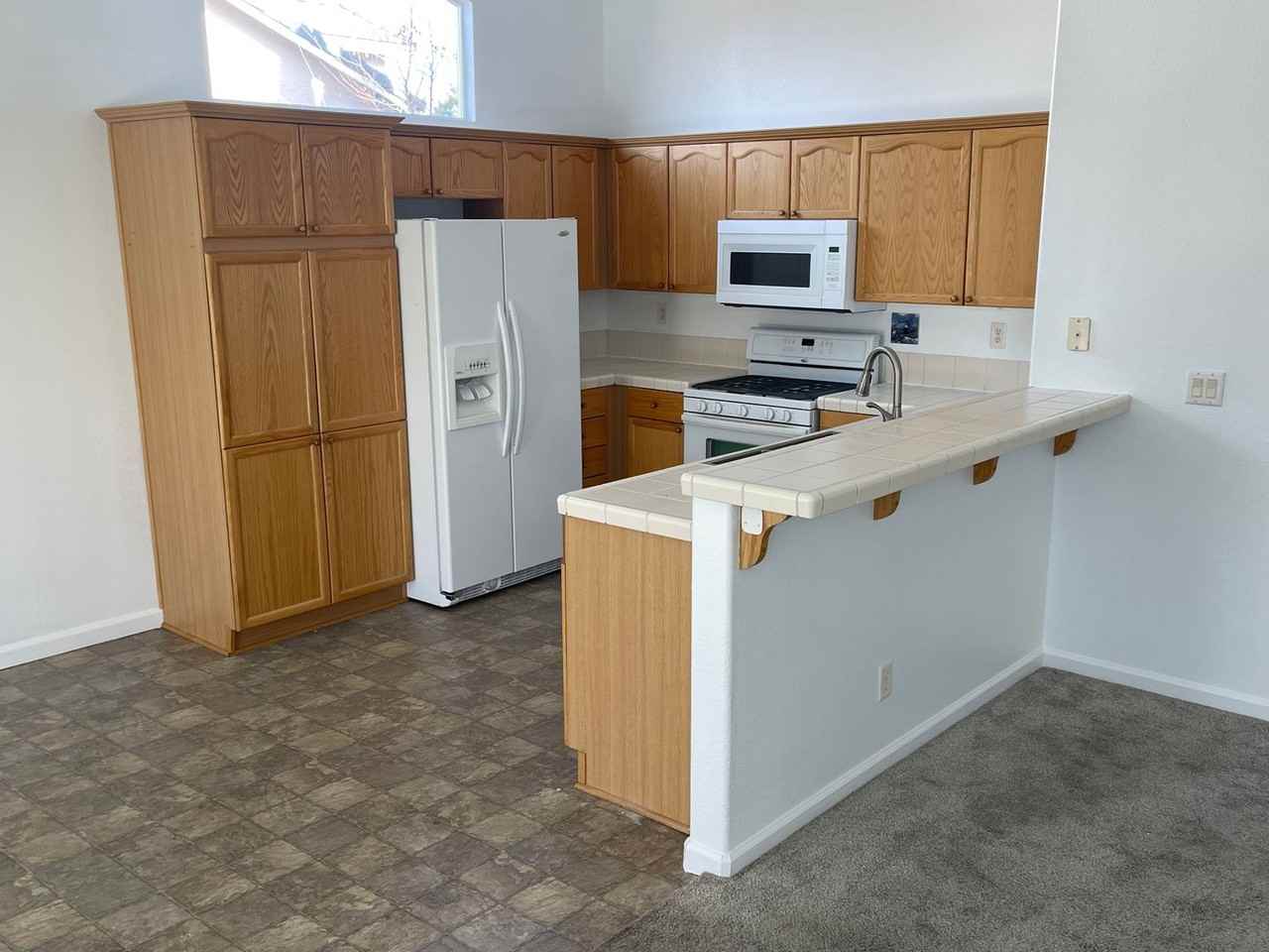 7445 Sansol Dr - Photo 3 of 13