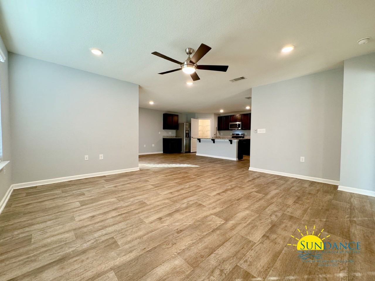 813 Moorhen Way - Photo 3 of 27