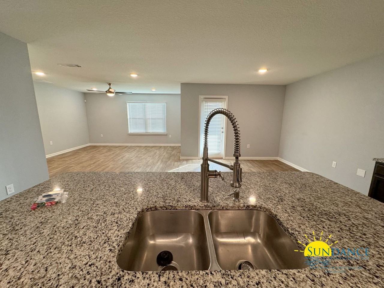 813 Moorhen Way - Photo 7 of 27