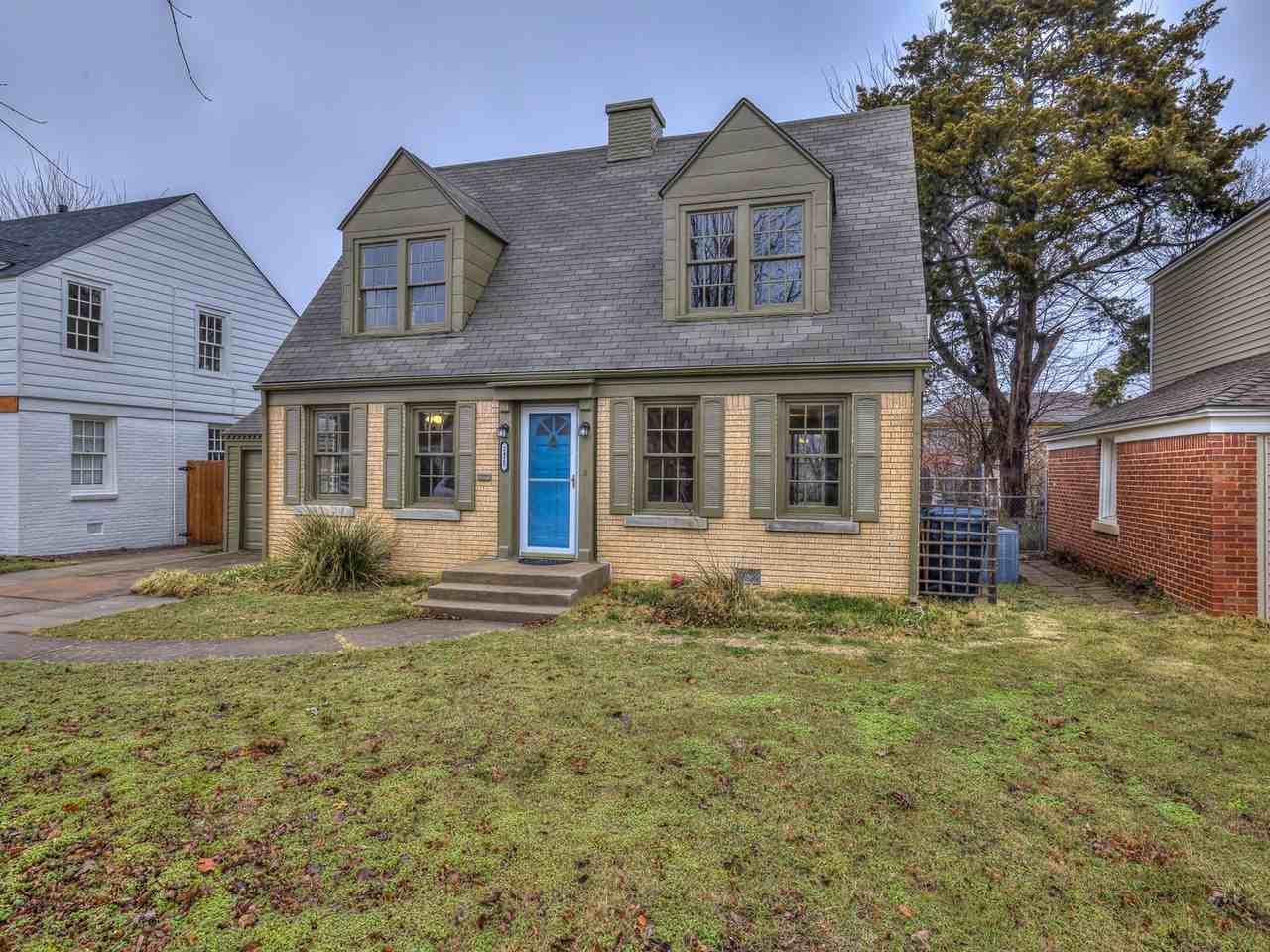 2425 Nw 18th St - Photo 2 of 23