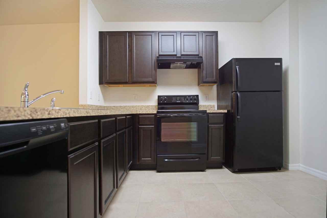 467 Arbor Lakes Dr - Photo 3 of 30