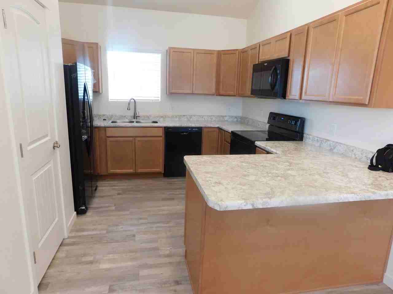 2360 Chaco Canyon Loop - Photo 5 of 16