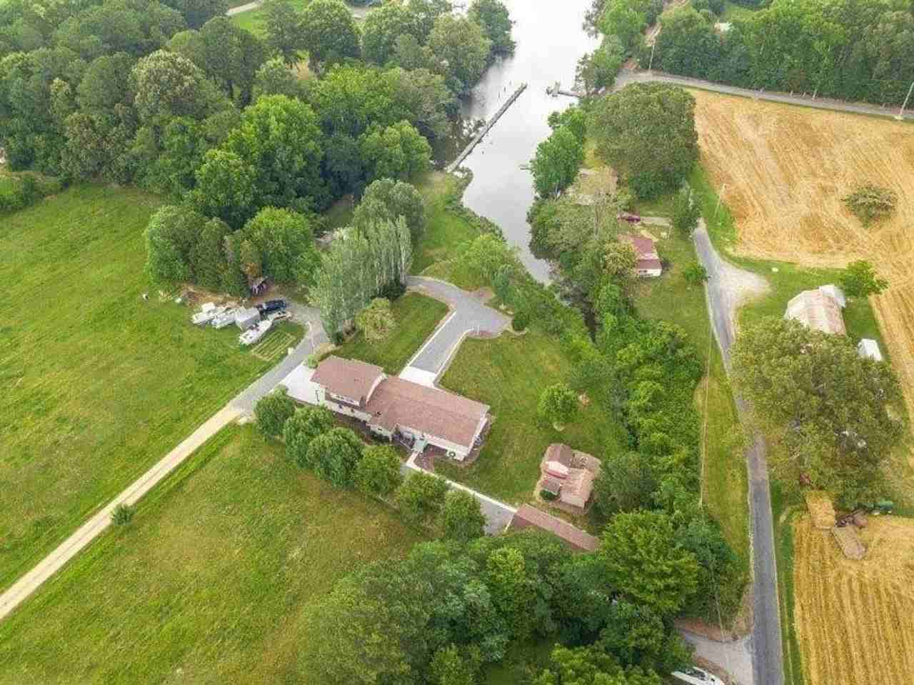 21210 Bernie Lawrence Ln - Photo 3 of 14