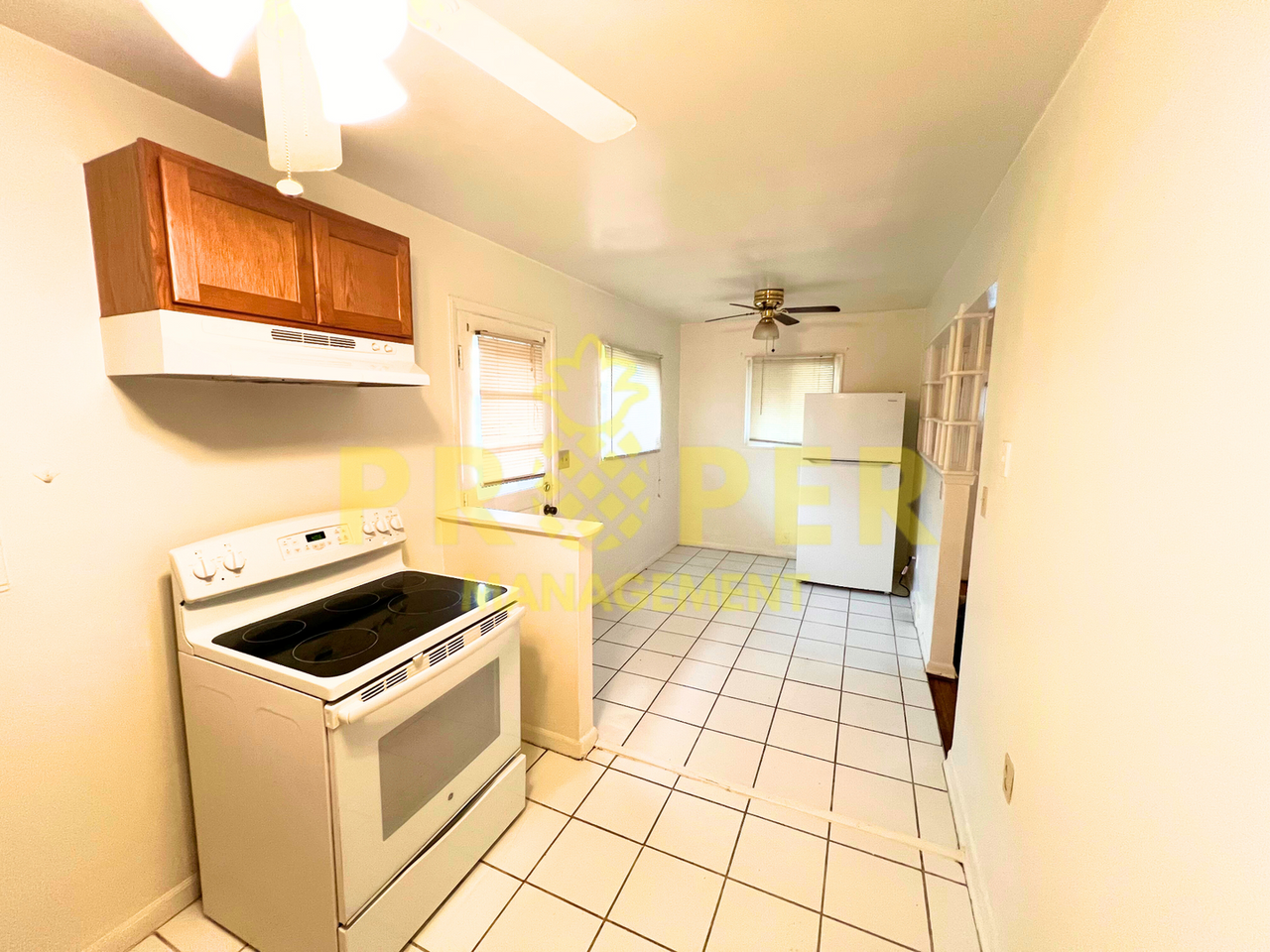 1512 W Stewart St - Photo 3 of 14