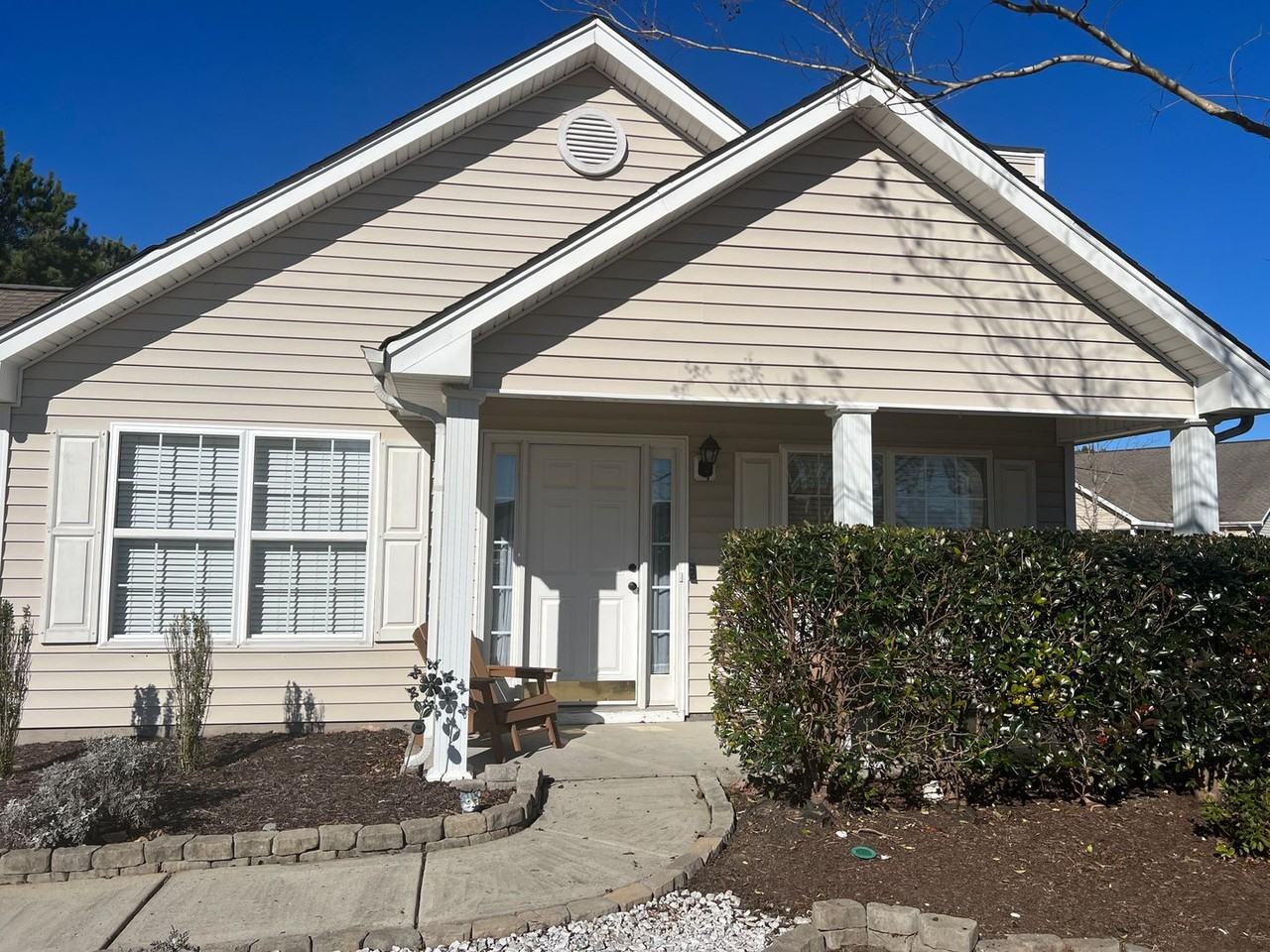 408 Moat Ct - Photo 2 of 25