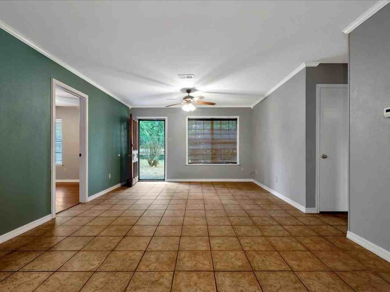 3323 County Road 723 - Photo 3 of 15