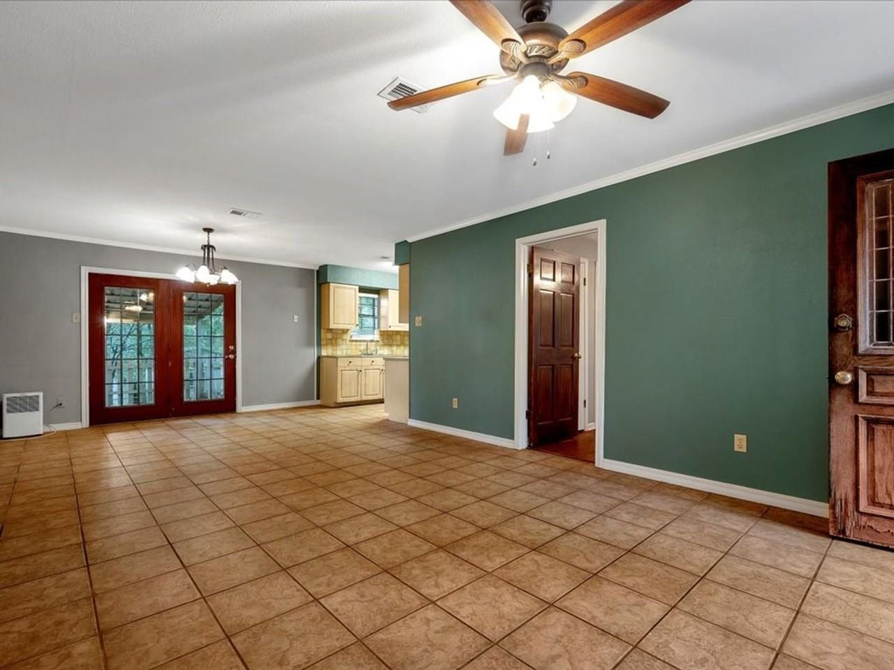 3323 County Road 723 - Photo 4 of 15