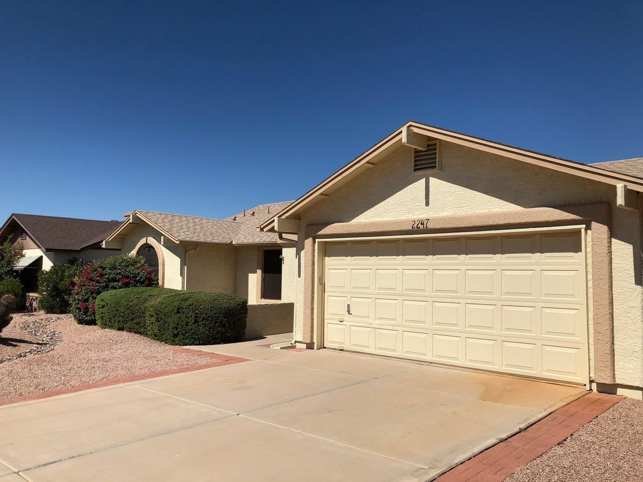 2247 Leisure World - Photo 2 of 25