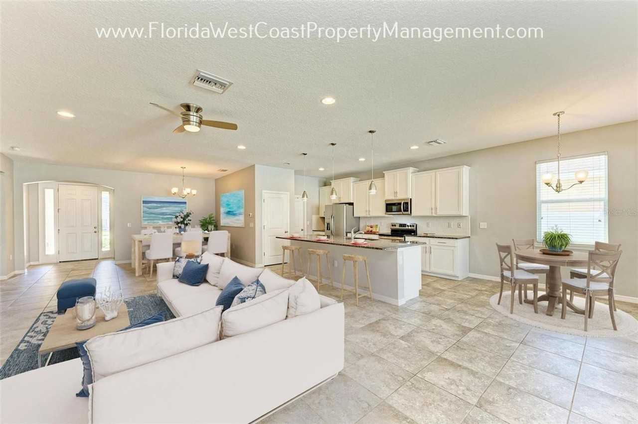 15327 Las Olas Pl - Photo 6 of 28