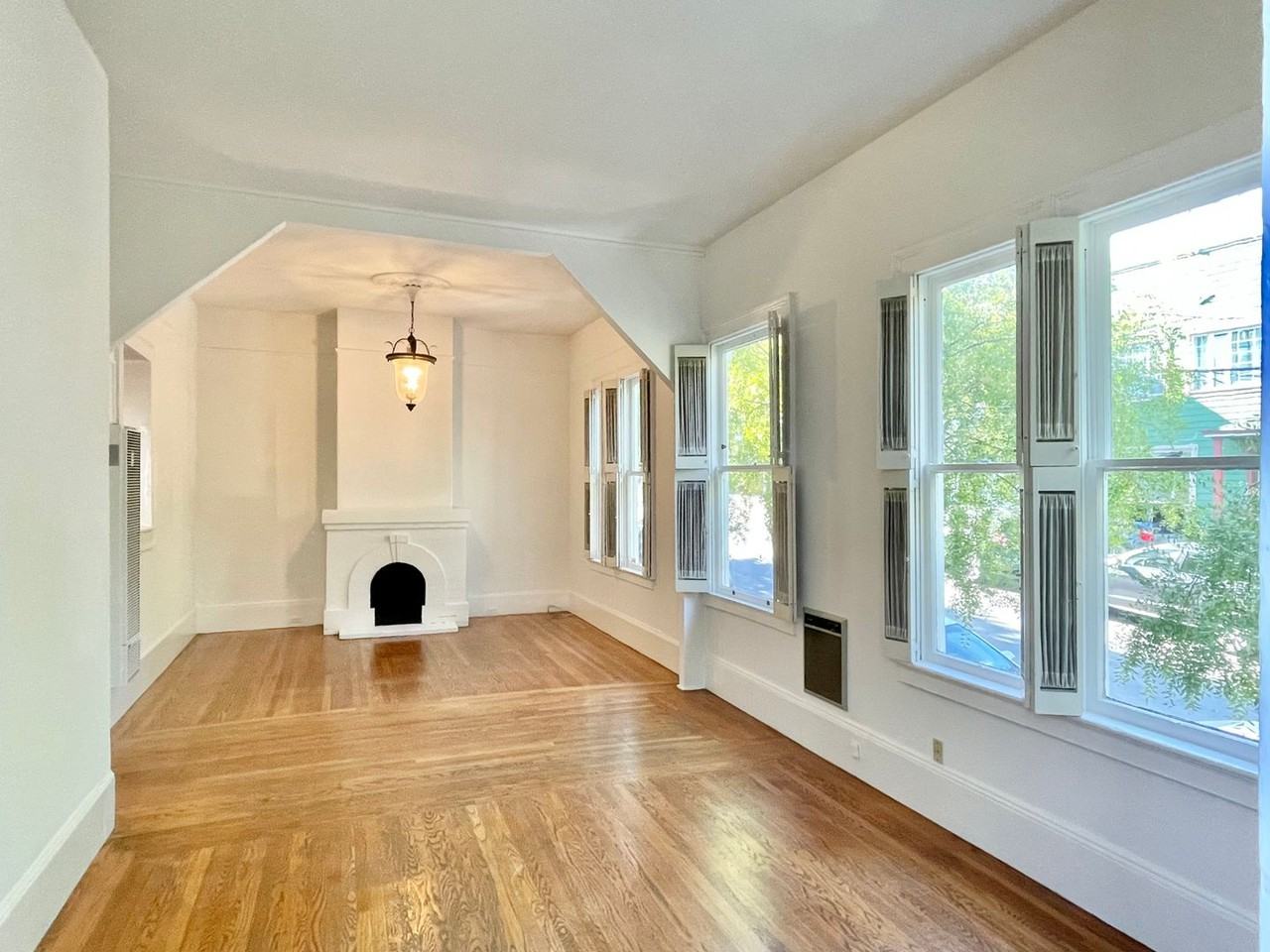 1515 Treat Ave - Photo 2 of 30